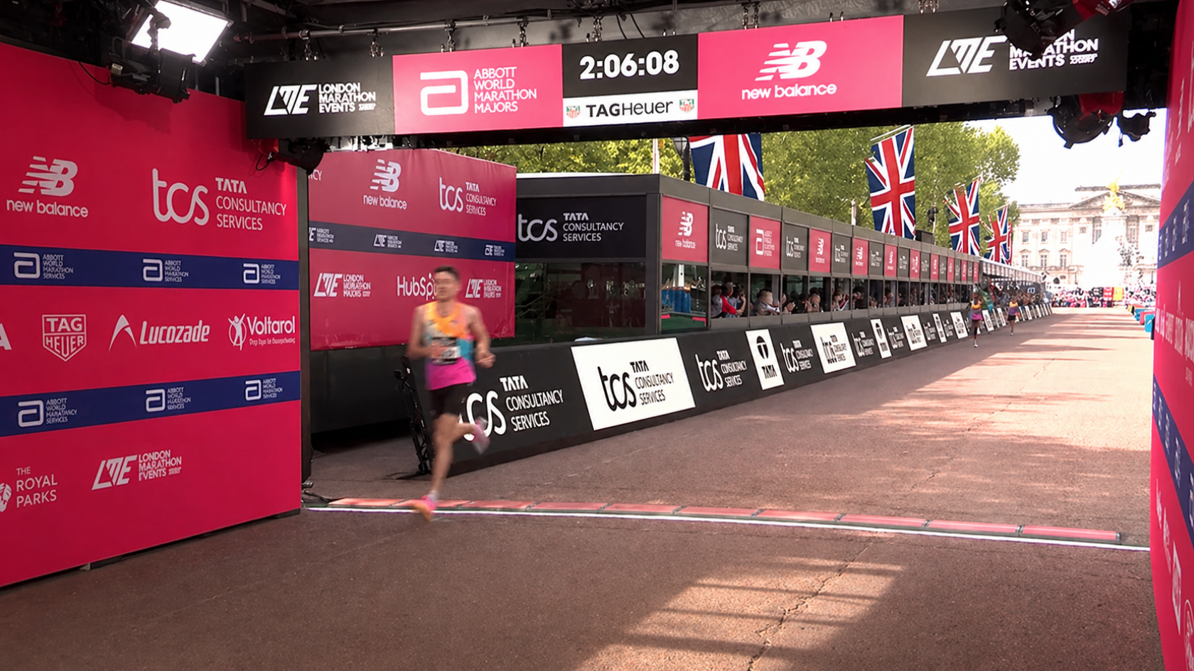 Lynch Reclaims Irish Marathon Record With 02:06:08 Run In London